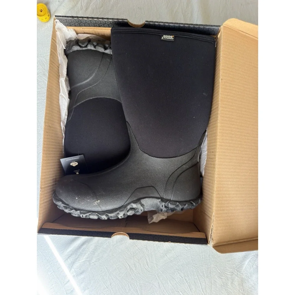 BOGS Classic High Men's Size 13 Black Waterproof Boots New in Box